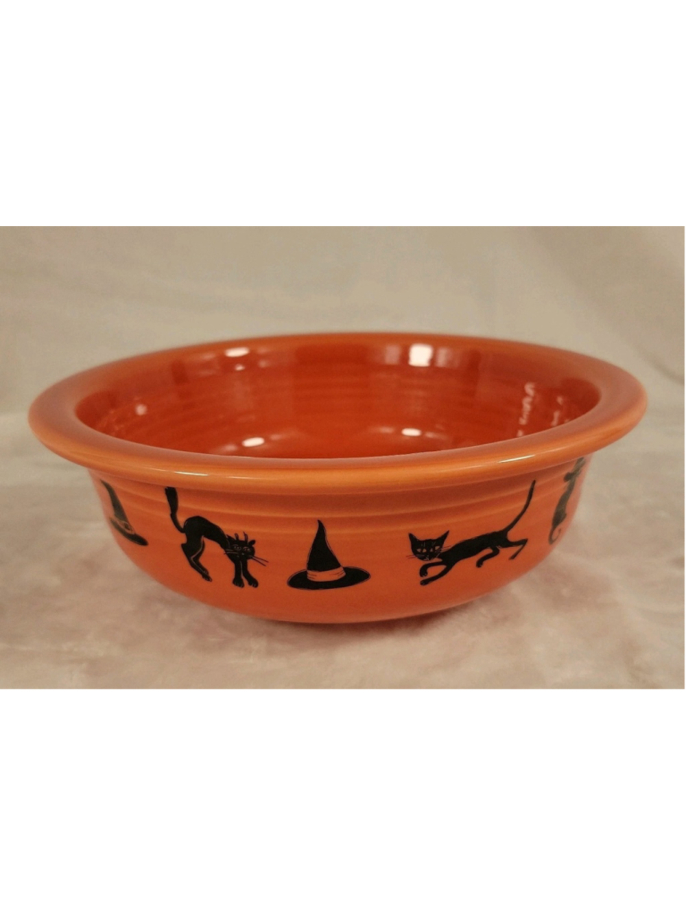 Fiesta Halloween "Cats and Hats" 8 1/2" 1-Qt Serving Bowl Persimmon FIESTAWARE